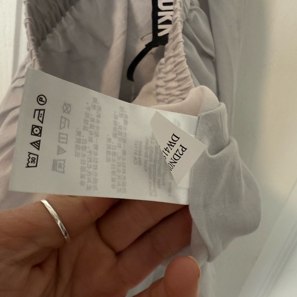 NWT DKNY MIDI PULL ON LAVENDER / GRAY LAYERED CASUAL SKIRT - Picture 6 of 10